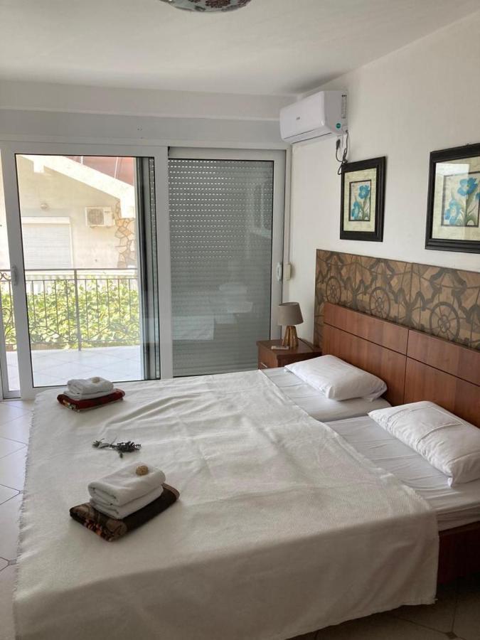 Vila Vito Apartment Dobra Voda Luaran gambar