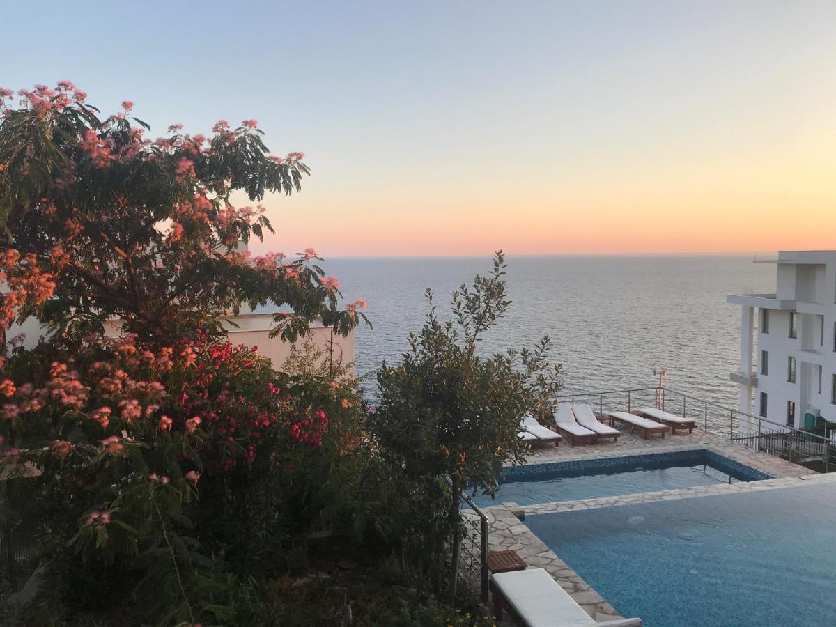 Vila Vito Apartment Dobra Voda Luaran gambar